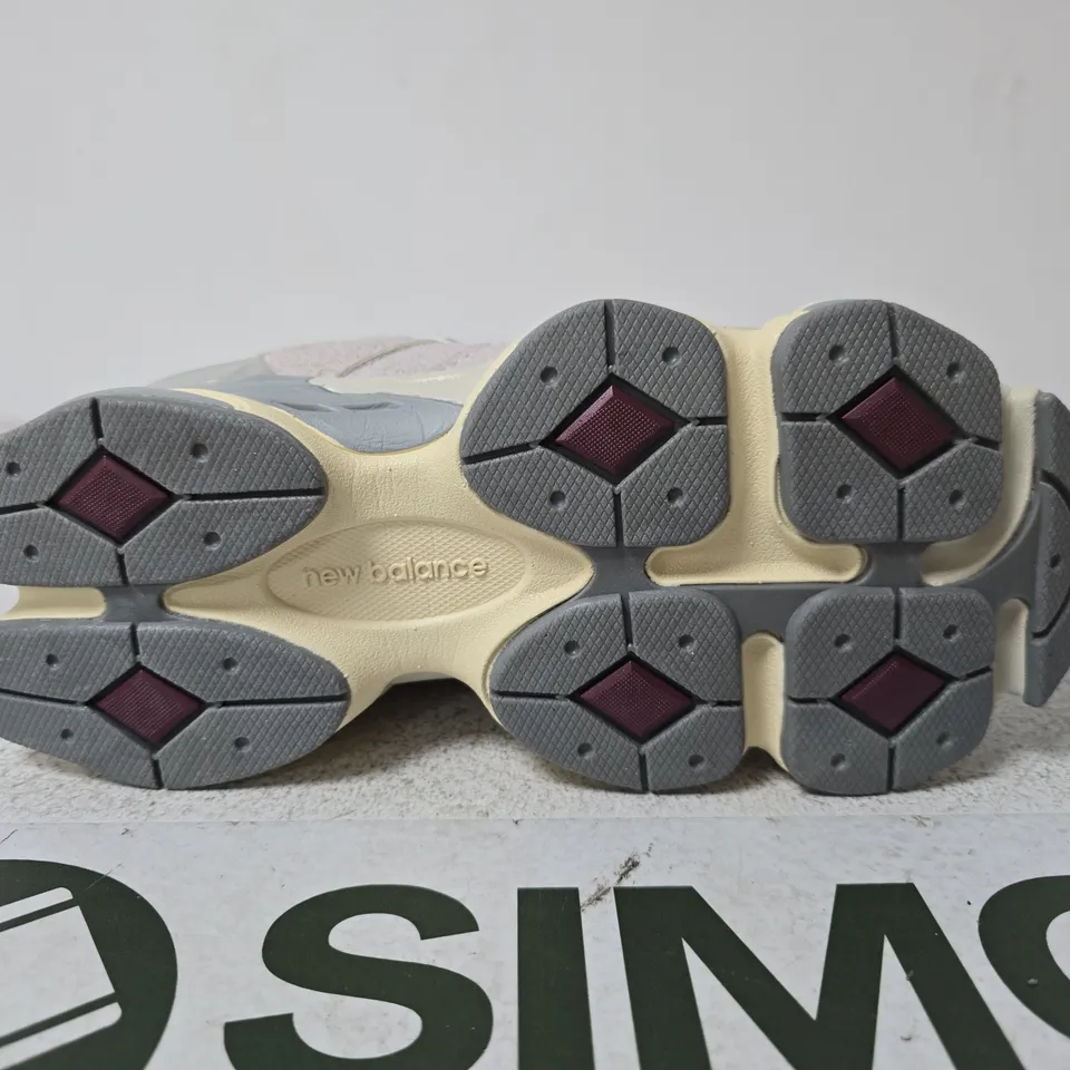 NEW BALANCE 9060 TRAINERS – GREY/BEIGE - SIZE 5.5