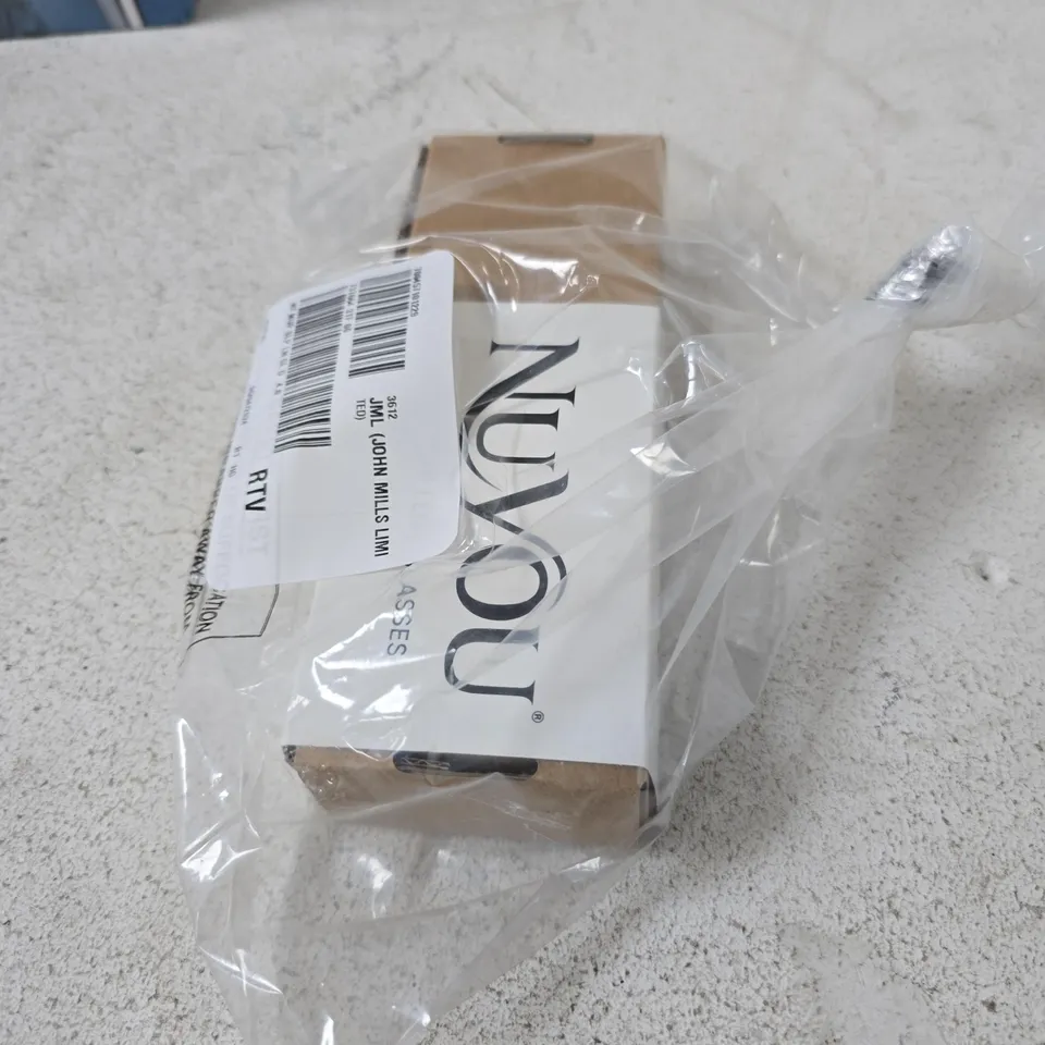 BOX OF APPROXIMATELY 20 ASSORTED ITEMS INCLUDING PURE SHOWER IONIC SHOWER HEAD , PURE SHOWER REPLACEMENT BEADS AND NUYOU MAKE UP FLIP LENS GLASSES