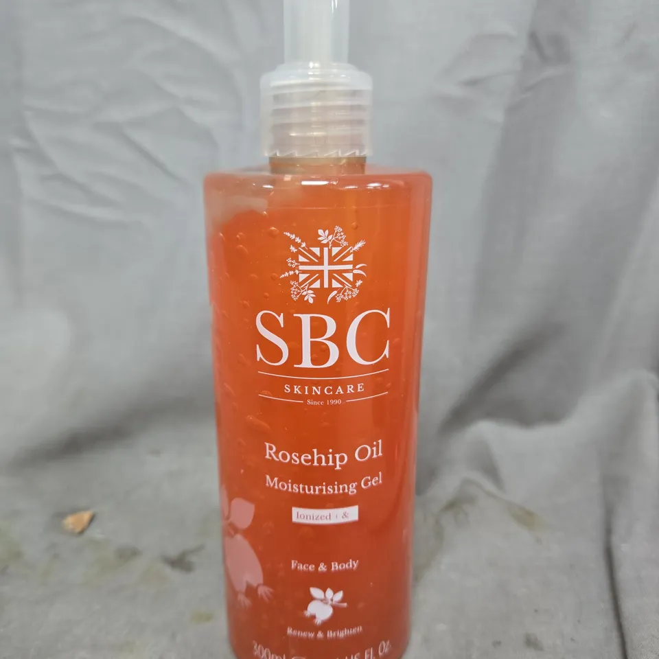 SBC SKINCARE ROSEHIP OIL MOISTURISING GEL FACE & BODY (RENEWING & BRIGHTEN)