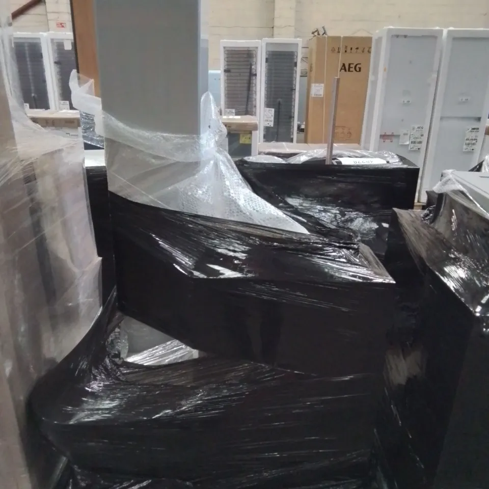 PALLET OF ASSORTED BATHROOM CABINETS AND FITTINGS IN LIGHT GREY INCLUDES TOILET