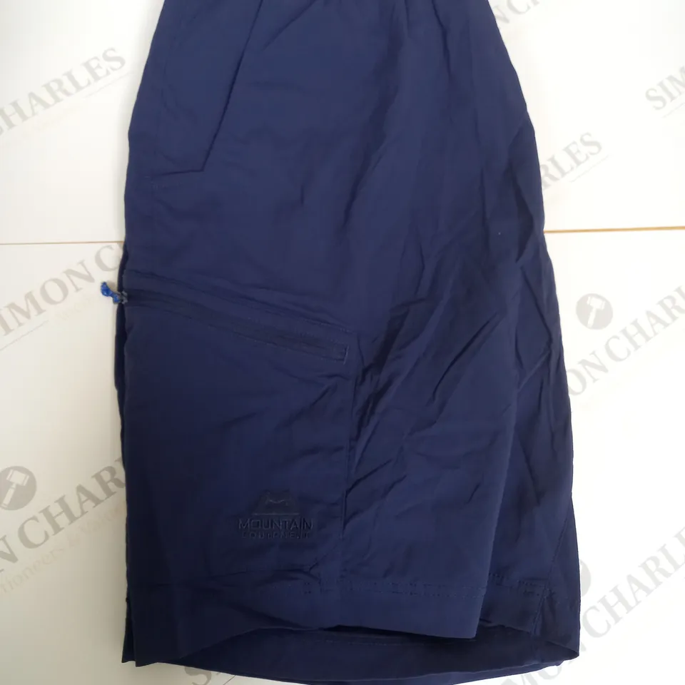 MOUNTAIN EQUITMENT NAVY SHORTS SIZE 34"