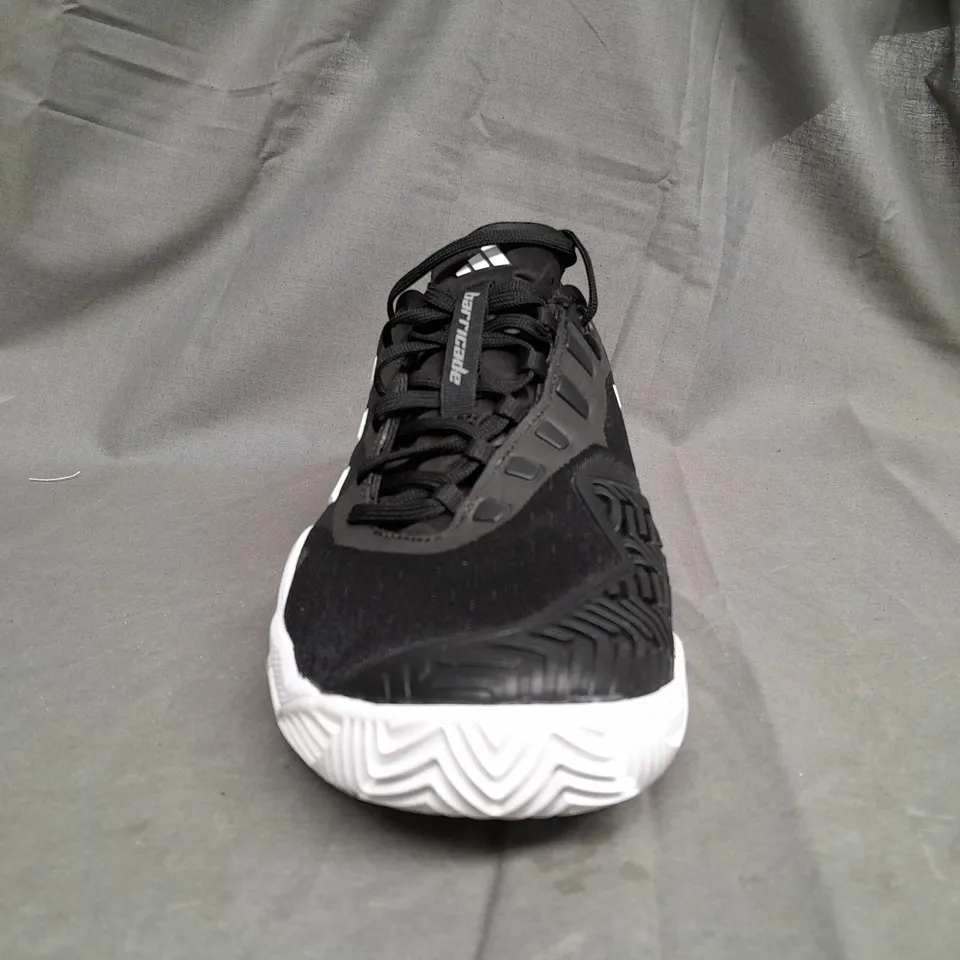ADIDAS BARRICADE BLACK TRAINERS - UK 7 1/2