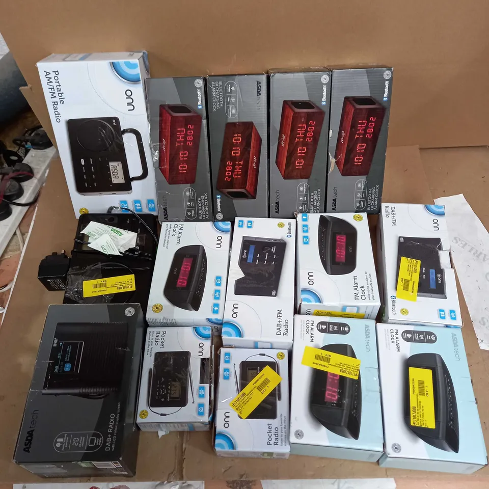 LOT OF APPROX 15 ASSORTED RADIOS AND ALARM CLOCKS 