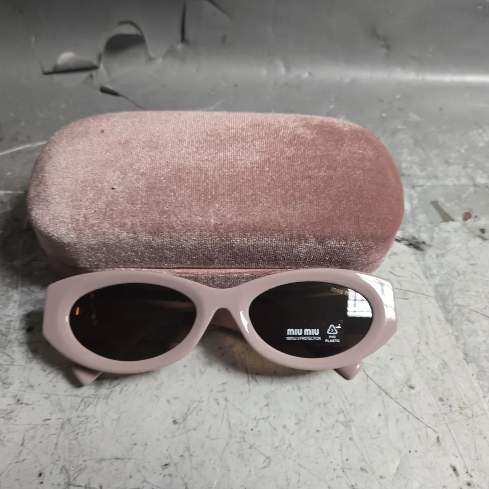 PAIR OF MUI MUI SUNGLASSES - SMU11S