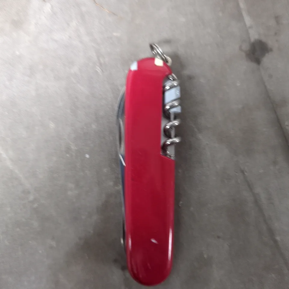 VICTORINOX RED SWISS ARMY KNIFE – MULTI-TOOL