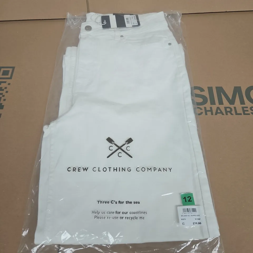 CREW CLOTHING COMPANY RELAXED LEG CROPPED JEANS – WHITE, UK 12