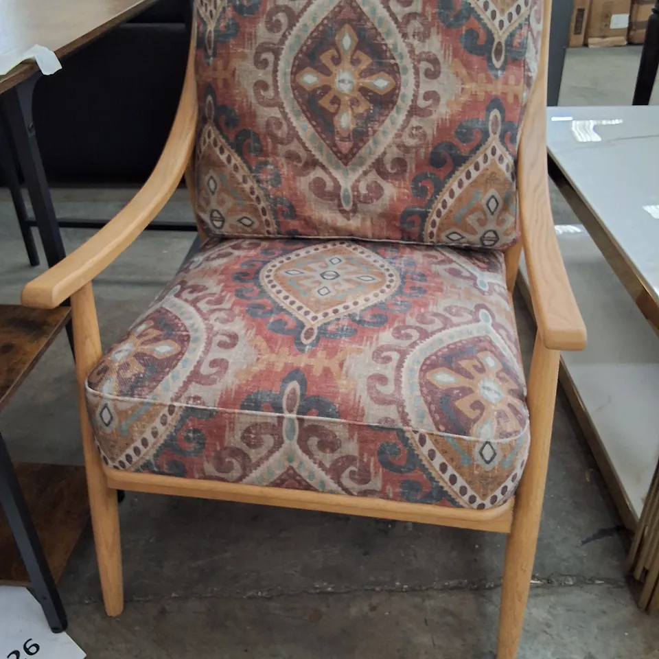 RELIANT ARMCHAIR ZARI JACQUARD ARMCHAIR