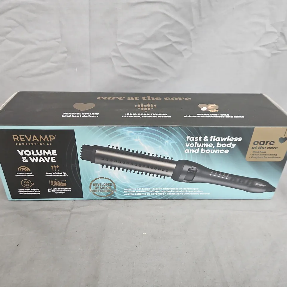 REVAMP PROFESSIONAL VOLUME & WAVE HOT BRUSH BR-1350-GB – BOXED