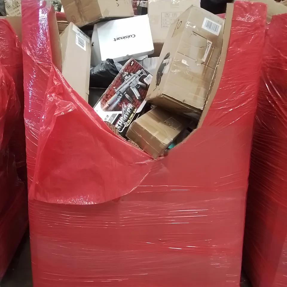 PALLET CONTAINING VARIOUS ASSORTED BOXED HOUSEHOLD ITEMS TO INCLUDE: ICE CREAM MAKER, CHILD'S CAR SEAT, PORCELAIN SET AND LOTS MORE UNMARKED BOXED ITEMS 