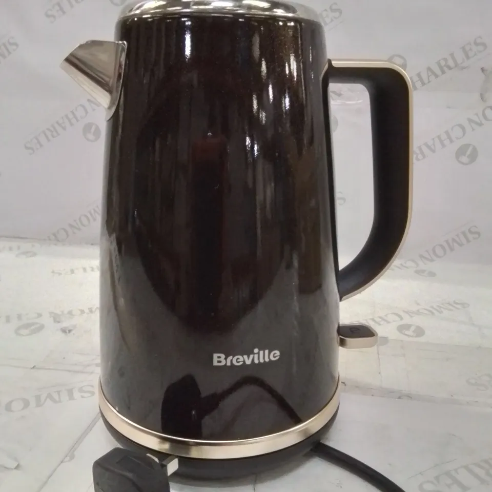 BREVILLE KETTLE