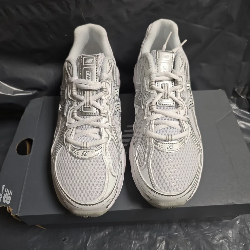 NEW BALANCE U740WM2 TRAINERS – MEN'S UK 5.5 (US 6, EUR 38.5) GREY/WHITE – BOXED