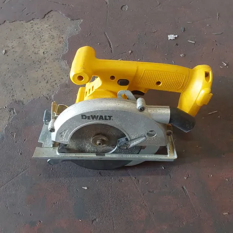 DEWALT DW935 CORDLESS CIRCULAR SAW
