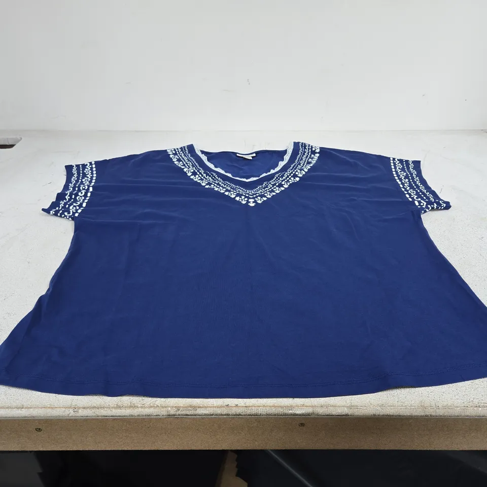 BON PRIX MIDNIGHT BLUE/WHITE SHIRT UK XL