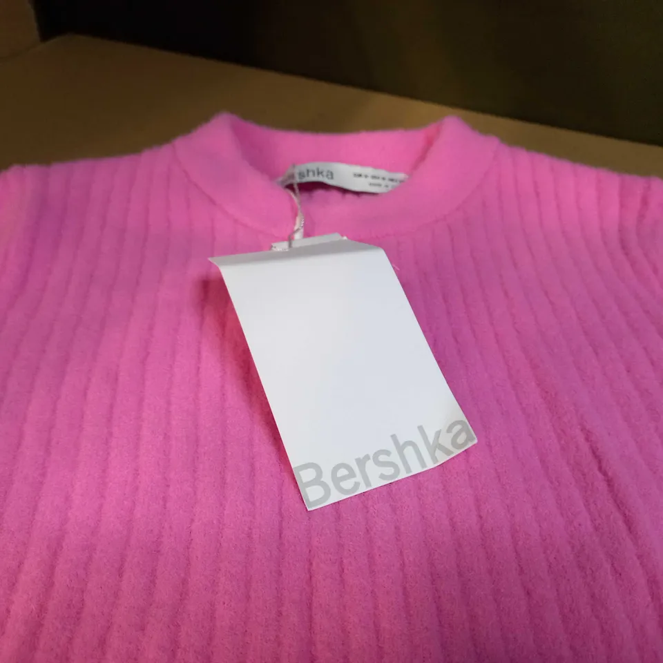 BERSHKA HOT PINK SOFT KNIT JUMPER - MEDIUM