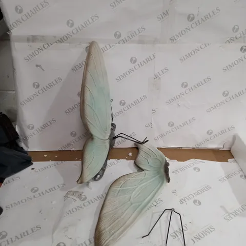 HOME2GARDEN LARGE GARDEN BUTTERFLY DECOR SOFT METALLIC 