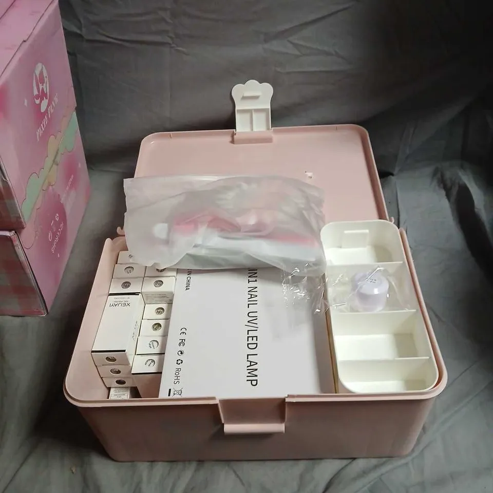 GEL NAIL POLISH SET WITH CAT BOX 