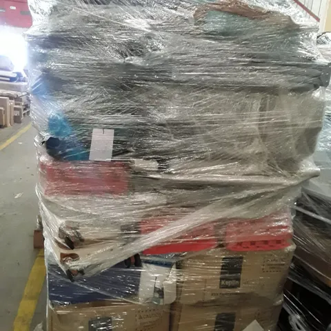 PALLET OF ASSORTED HOUSEHOLD GOODS AND PRODUCTS TO INCLUDES:PADDED CAMPING CHAIRS,WEIGHTLIFTING MATTS,SUITCASES