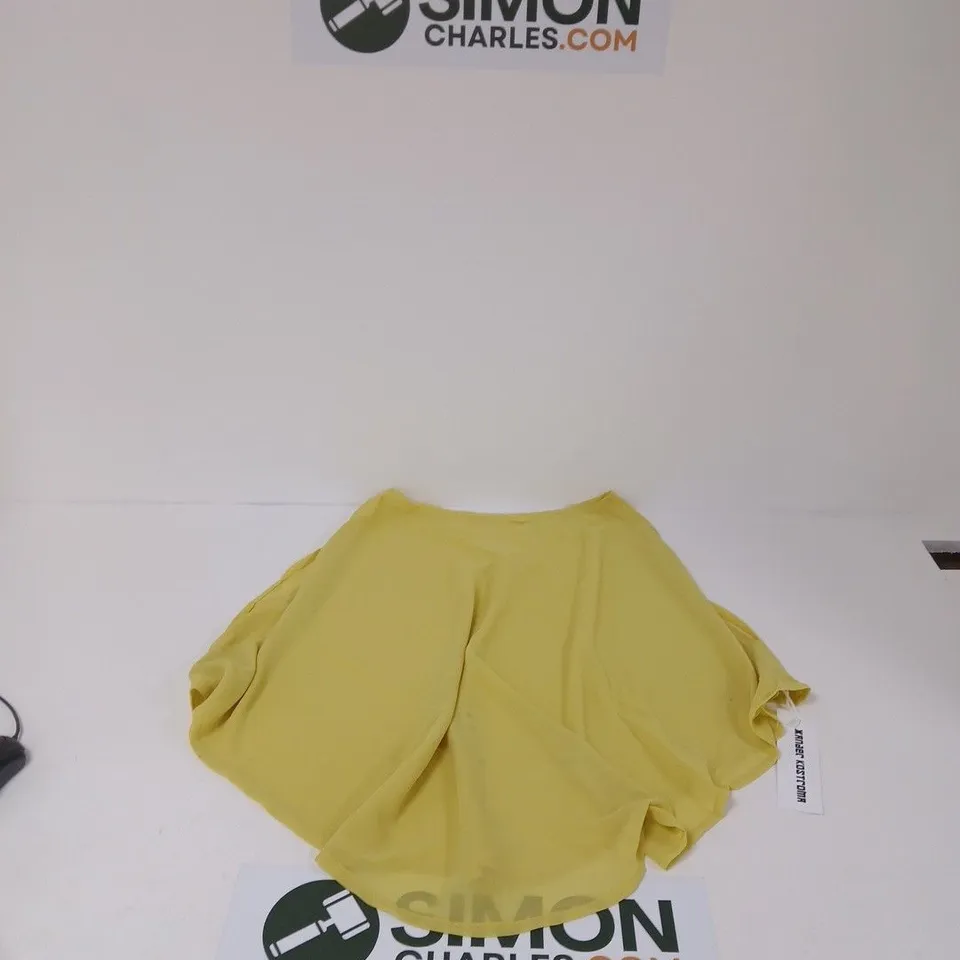 XANDER KOSTROMO - WOMEN'S LIME BEACH COVER UP