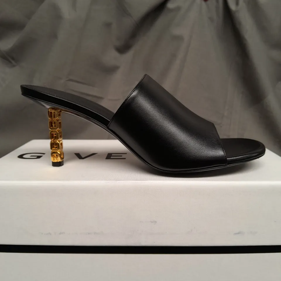 BOXED GIVENCHY G CUBE HEEL 70MM MULES IN BLACK - SIZE 40
