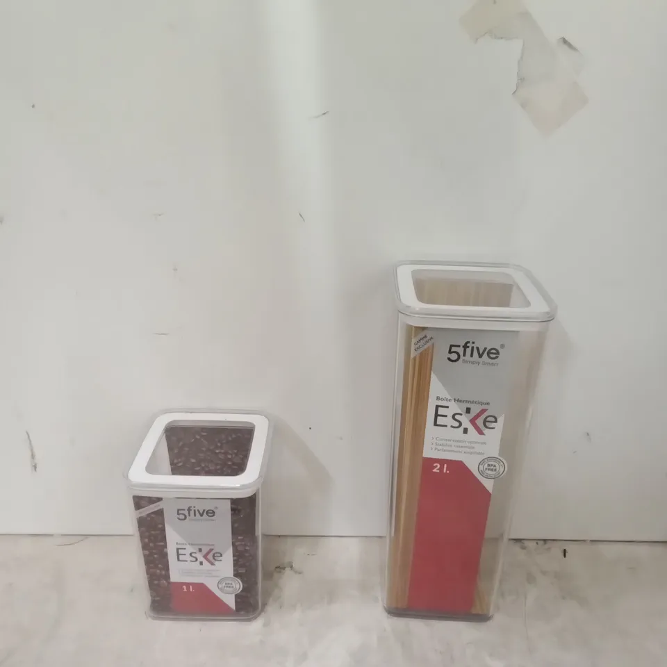 BOX OF 8 FOOD STORAGE CONTAINERS (6 X 1L & 2 X 2L)