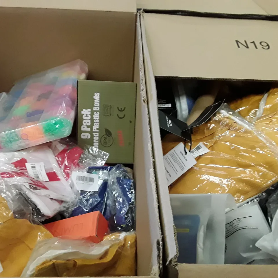 PALLET OF ASSORTED PRODUCTS TO INCLUDE; LOOM BANDS - COLOURED PLASTIC BOWLS - SALT & PEPER GRIMDER SET ECT