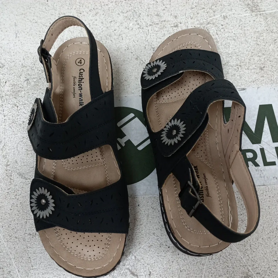 BOXED PAIR OF CUSHION-WALK BECKY SHOES IN BLACK - SIZE 4