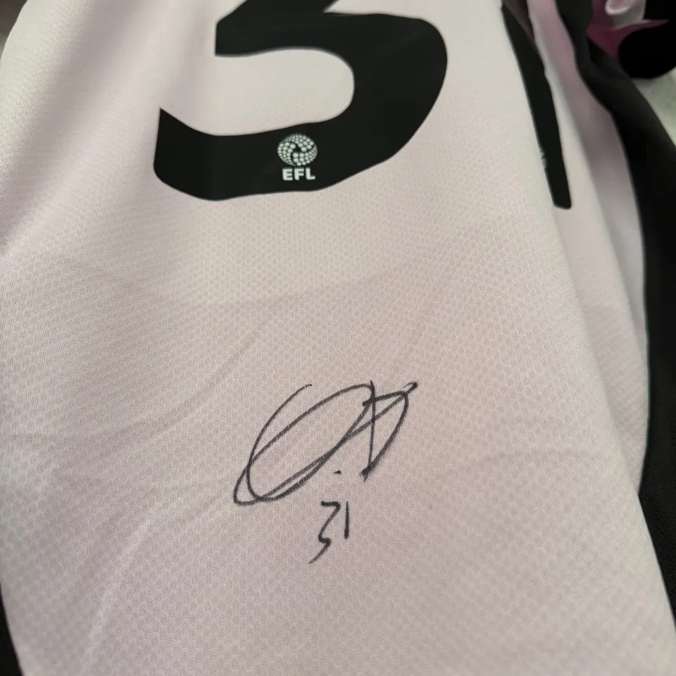 #31 - Che Gardner - FA Cup Football Shirt 24/25 - Size M - Signed