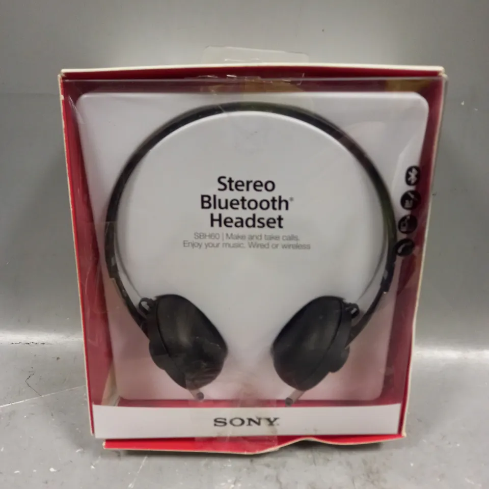 BOXED SONY SBH60 STEREO BLUETOOTH HEADSET 