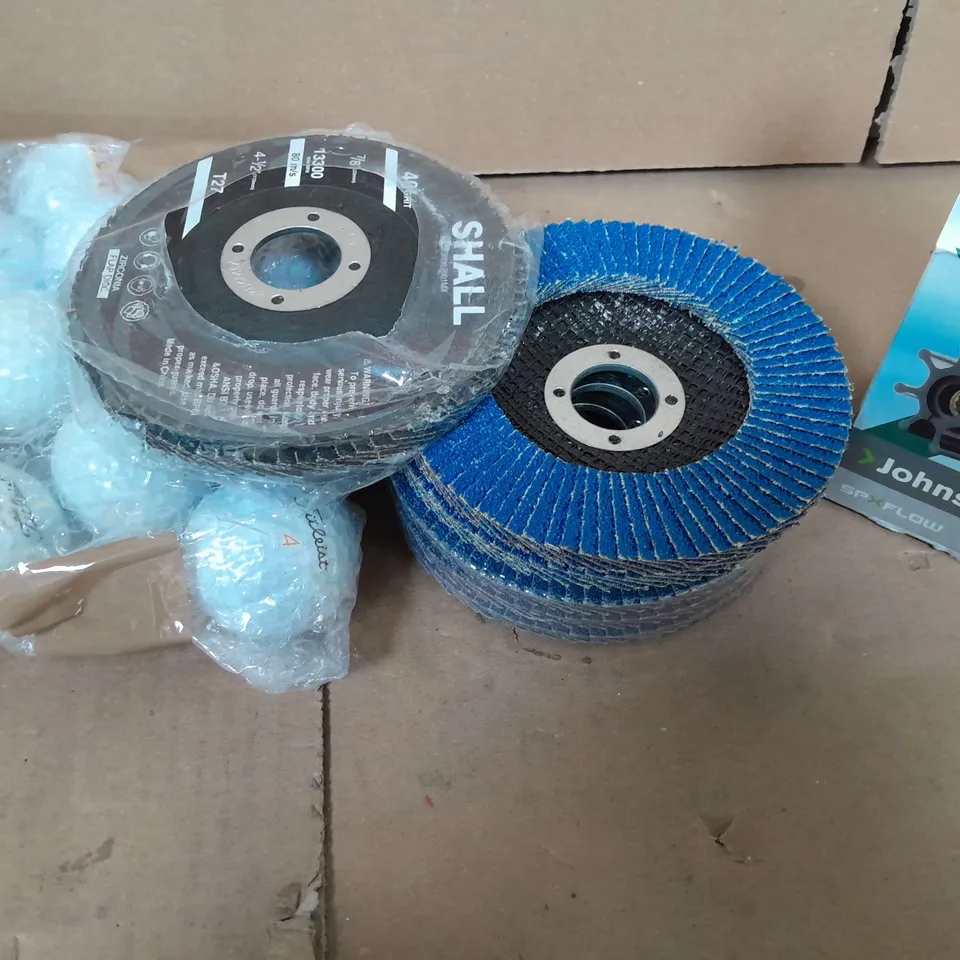 APPROXIMATELY 10 ASSORTED HOUSEHOLD ITEMS TOO INCLUDE SANDER DISC - IMPELLER PUMP-GOLF BALLS , ETC 