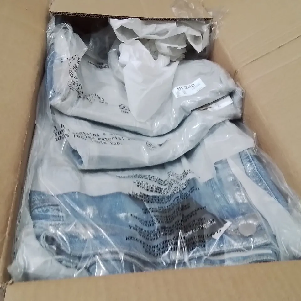 BOXED BRAND NEW APPROXIMATELY 16 JD WILLIAMS METALLIC SKIRT BLUE/SILVER SIZE 16