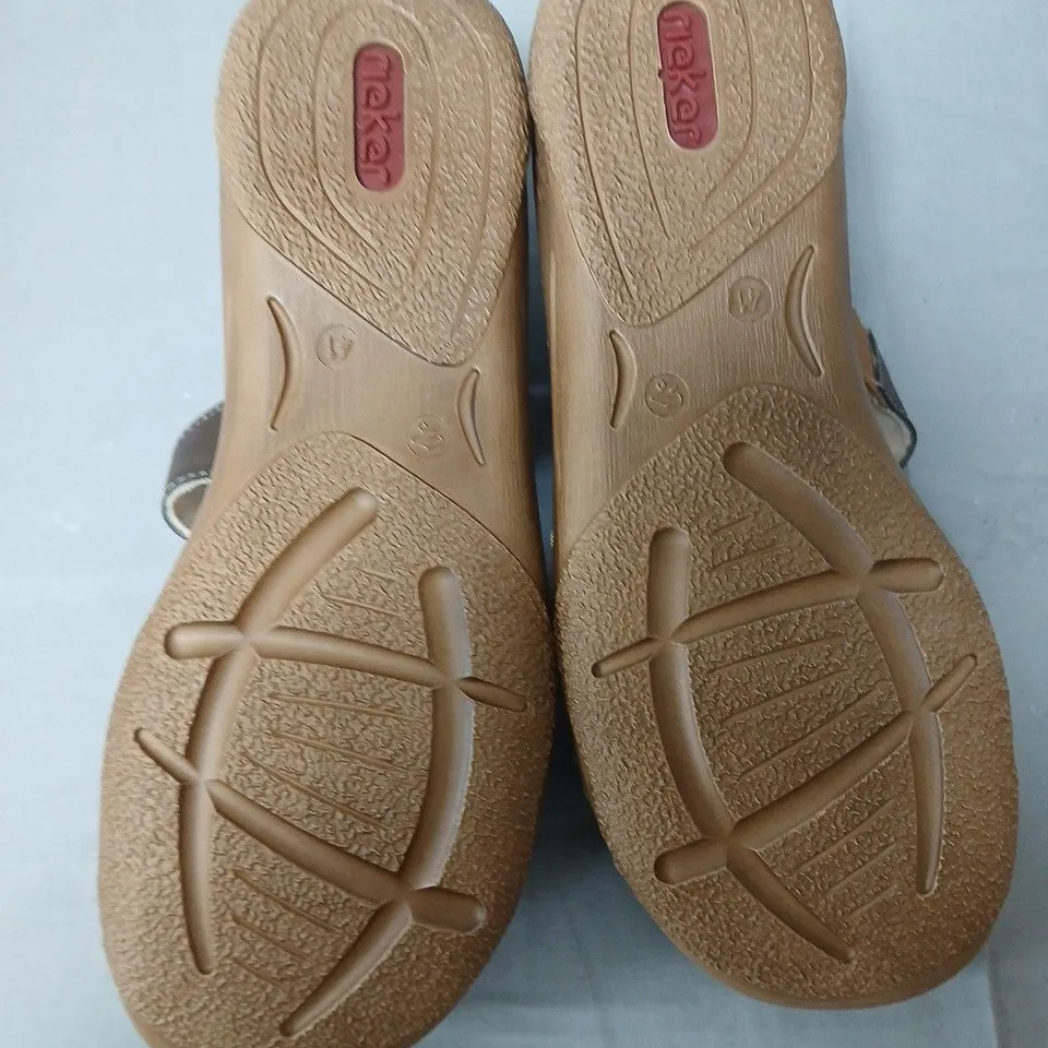 BOXED REIKER BROWN LEATHER LOOK SANDALS - UK 7.5