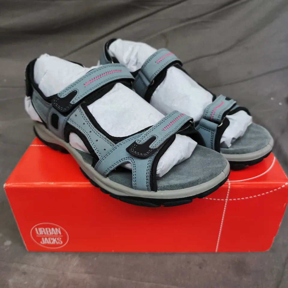 URBAN JACKS MANDY SANDALS – NAVY-MULTI, UK 6 