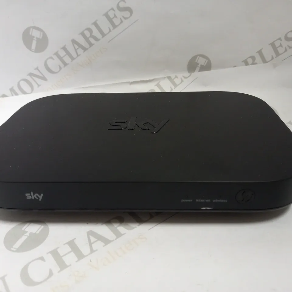 SKY Q HUB (ER115)