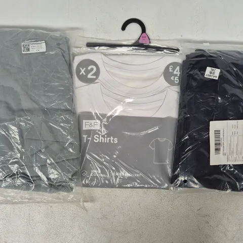 APPROXIMATELY 20 ASSORTED CLOTHING AND FASHION PRODUCTS IN VARIOUS STYLES AND SIZES - COLLECTION ONLY