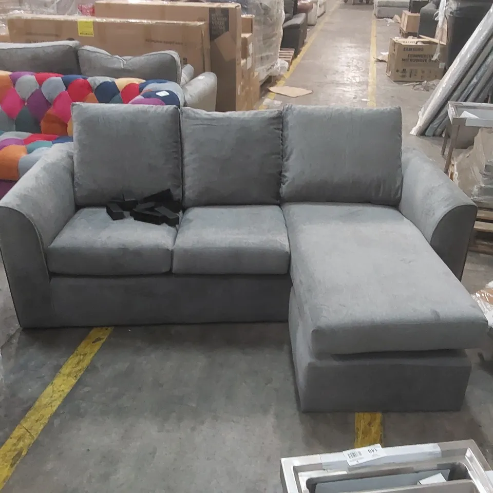 QUALITY DESIGNER CELIS 3 SEATER SOFA & CHAISE