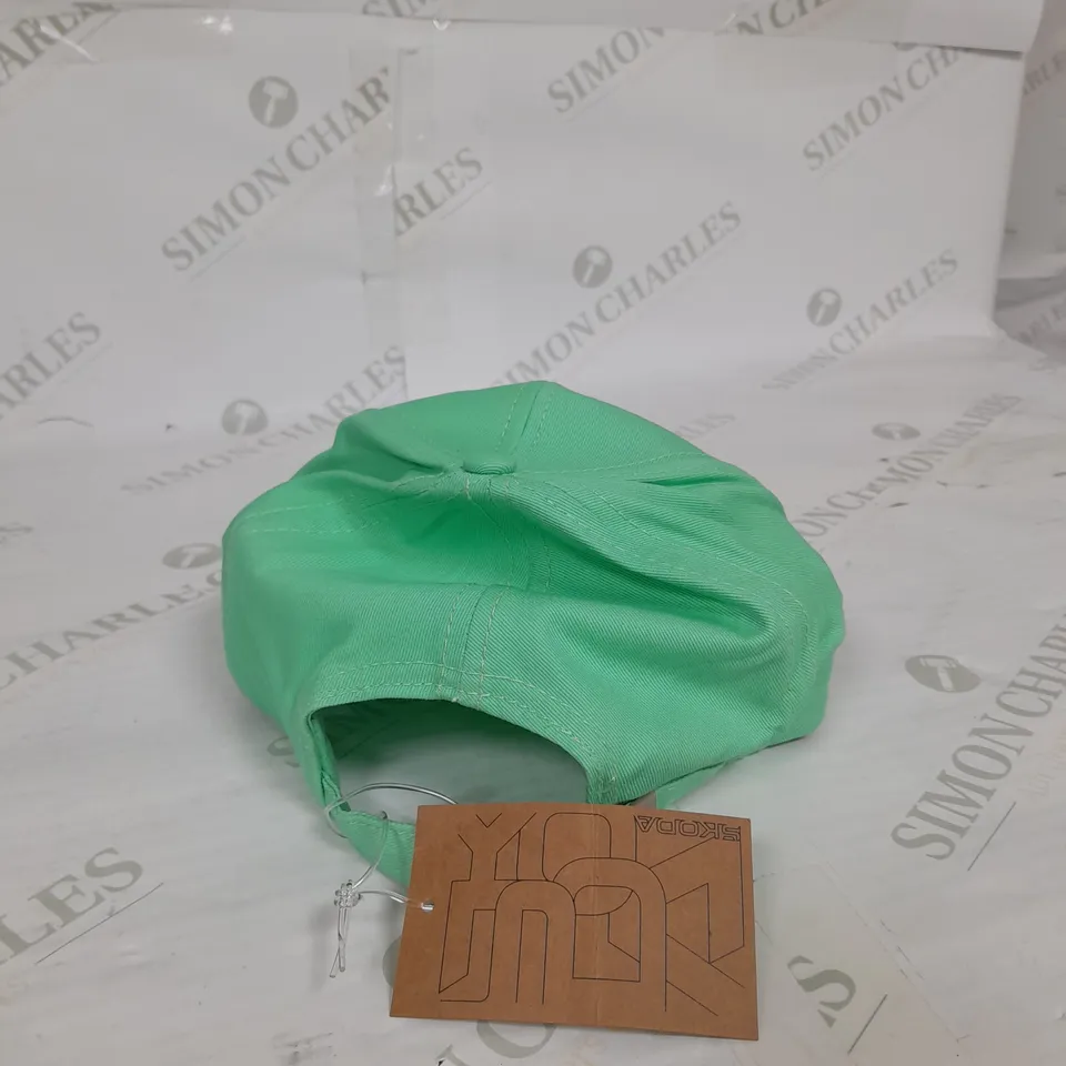SKODA BASEBALL CAP IN MINT GREEN