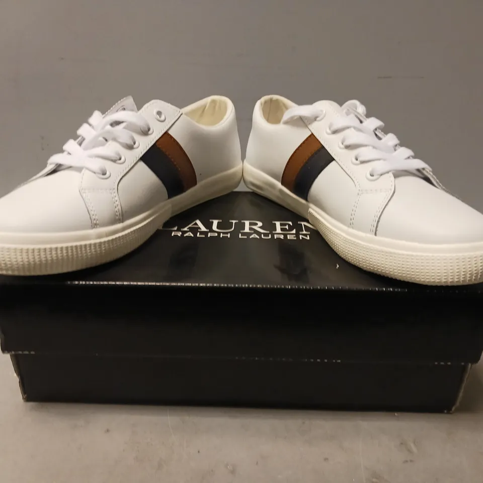BOXED PAIR OF LAUREN RALPH LAUREN JANSON II-SK-VLC SHOES IN WHITE UK SIZE 6