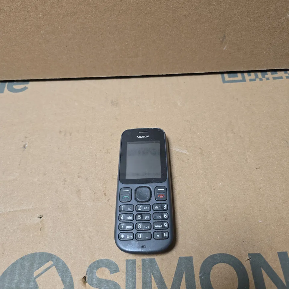 NOKIA 100 MOBILE PHONE