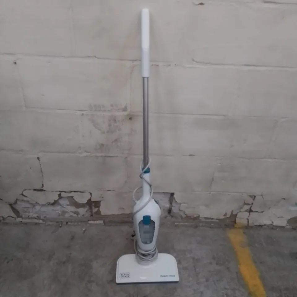 BLACK + DECKER STEAM MOP 