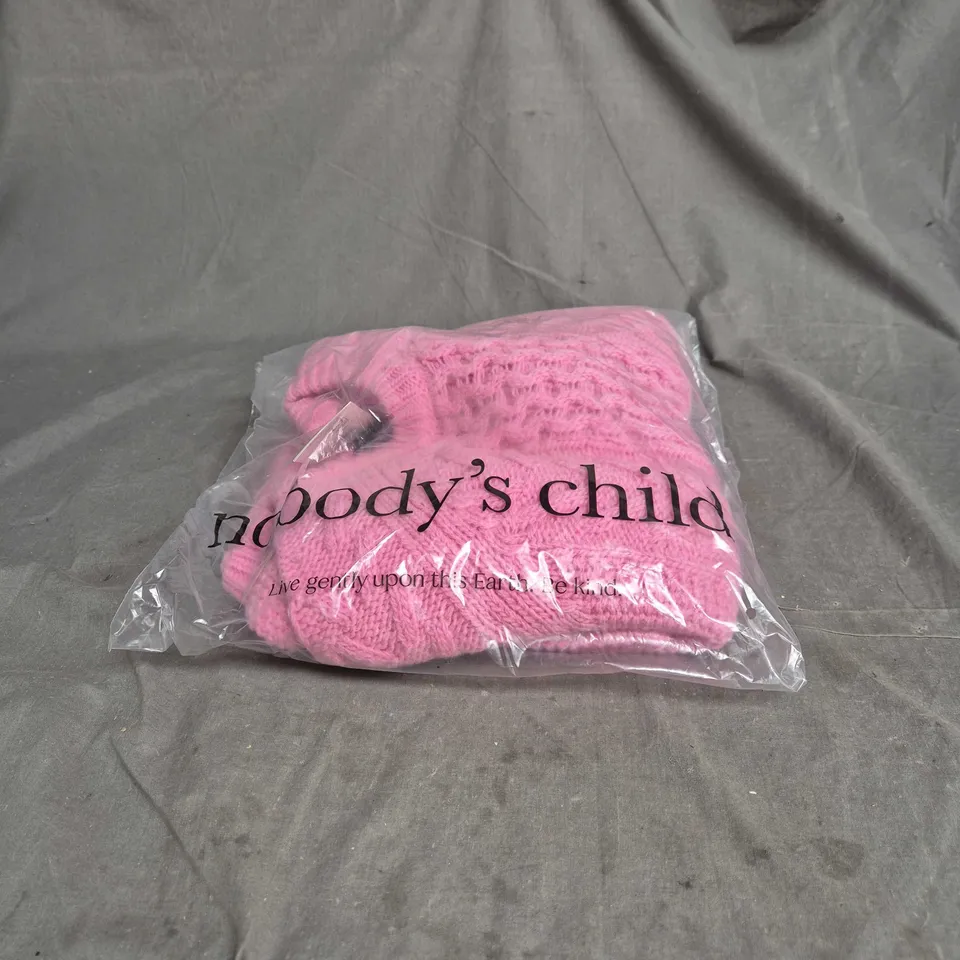 NOBODYS CHILD PINK BARREL SLEEVE CABLE JUMPER MEDIUM. BAGGED