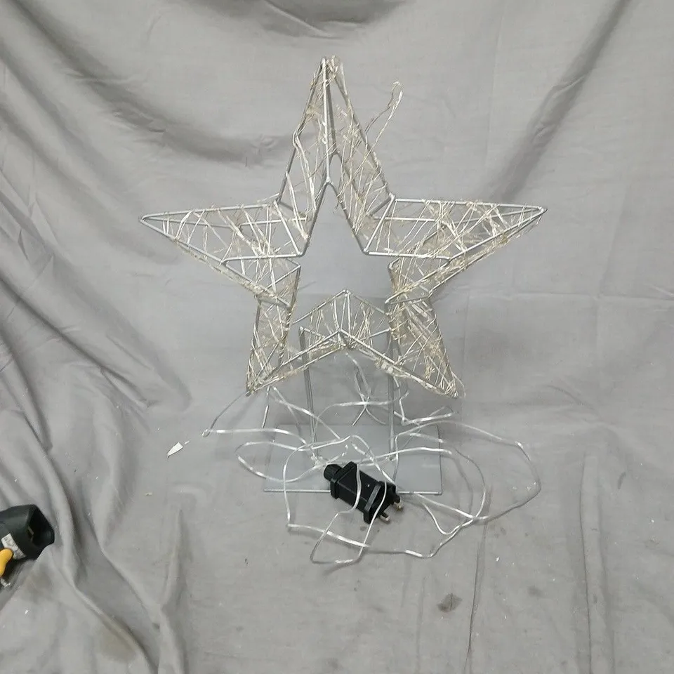 45 CM STAR ROOM LIGHT ON STAND CHRISTMAS DECORATION