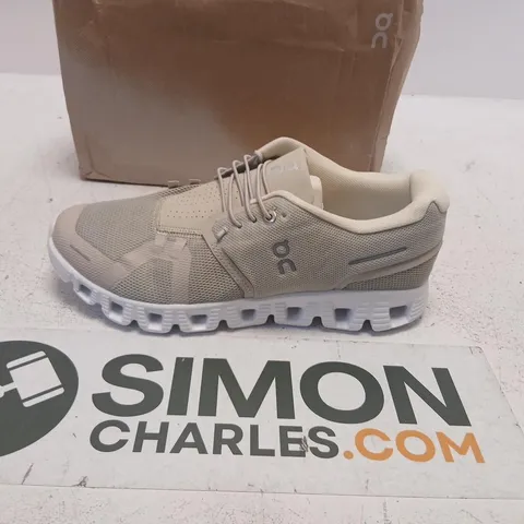 ON RUNNING BEIGE SNEAKERS — UK 8.5 (US 9.5, EUR 43)