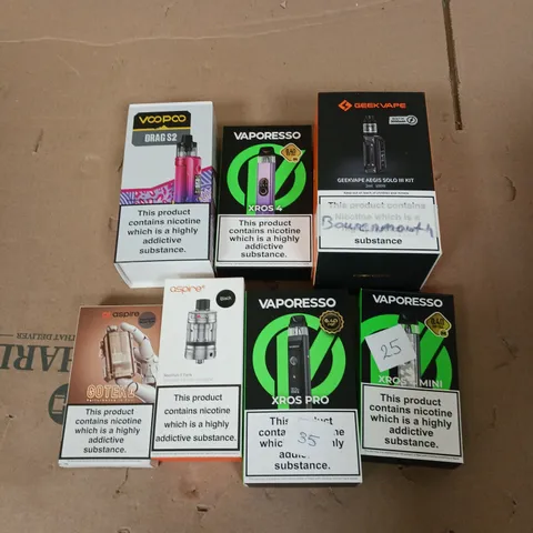 APPROXIMATELY 20 VAPES, E-CIGARETTES & ACCESSORIES TO INCLUDE - VOOPOO DRAG S2 - ASPIRE GOTEK X - VAPORESSO XROS PRO - ETC