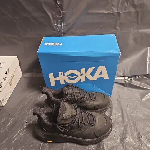 HOKA KAHA 2 LOW GTX HIKING SHOES – BLACK, UK 5.5 (US 7B, EU 38 2/3)