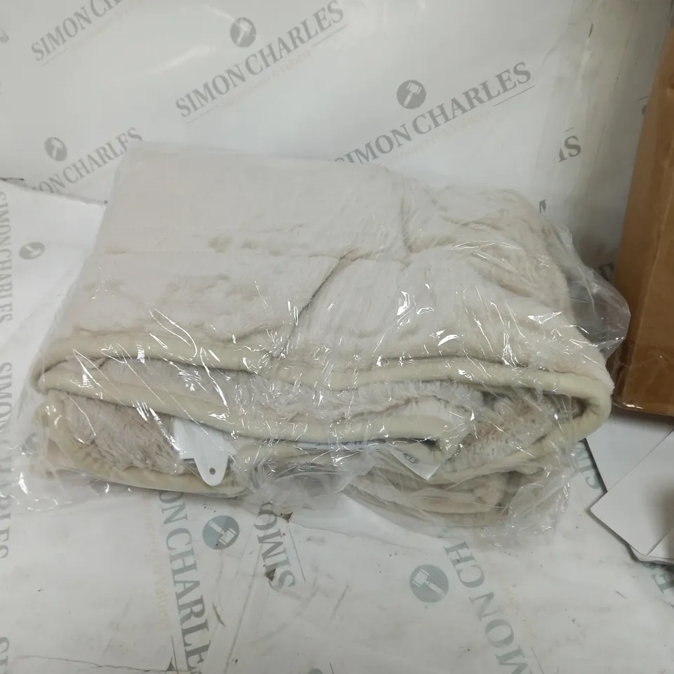 BOXED COZEE HOME HEATED BLANKET IN STONE