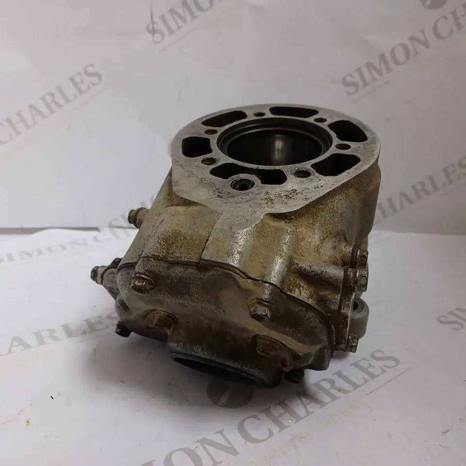 MOTORBIKE ENGINE MOTOR CYLINDER - MODEL UNKNOWN