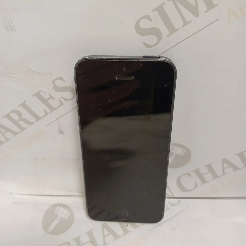 APPLE IPHONE 5 (A1429) 