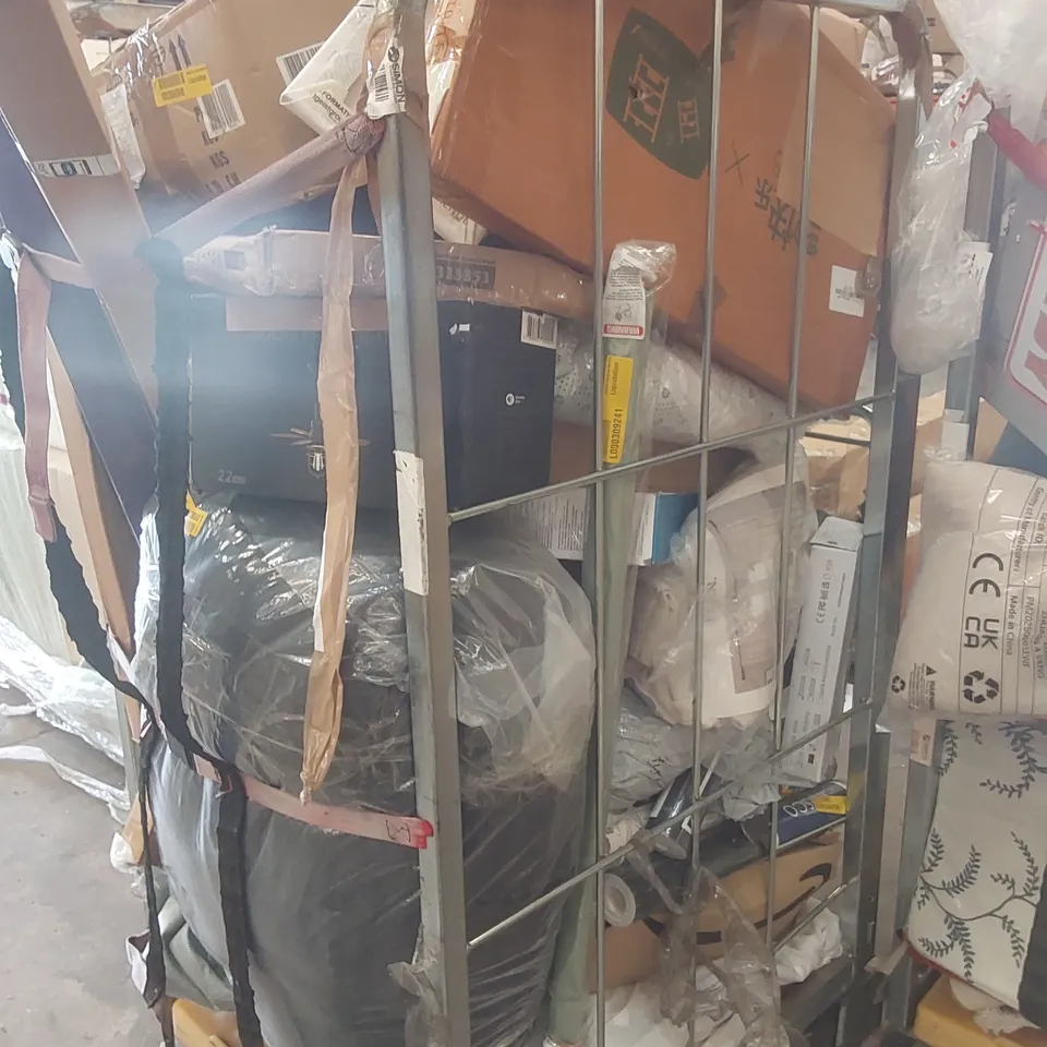 CAGE CONTAINING A VERY LARGE QUANTITY OF ASSORTED ITEMS INCLUDING: BAMBOO BEADED DOOR CURTAIN, CURTAINS, ARTWORK, FANLIGHT ECT // CAGE NOT INCLUDED