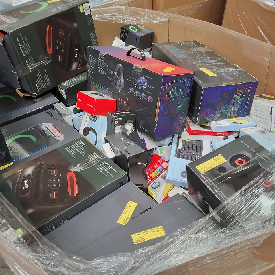 PALLET CONTAINING ASSORTED ELECTRICAL RETURNS INCLUDING BLUETOOTH PARTY SPEAKER, AERIAL, HEADPHONES, PAN/TILT HOME SECURITY WIFI CAMERA & WIRELESS KEYBOARD AND MOUSE COMBO