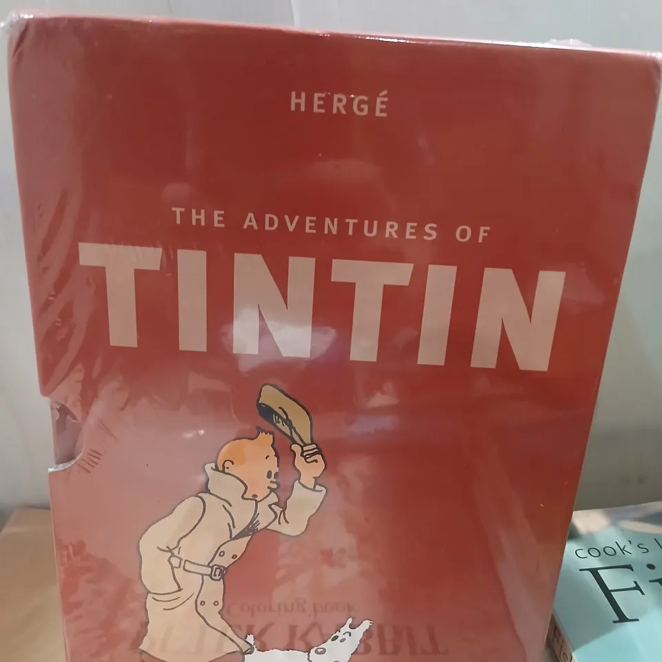 TINTIN COLLECTION BOXED SET – THE ADVENTURES OF TINTIN (HERGÉ)